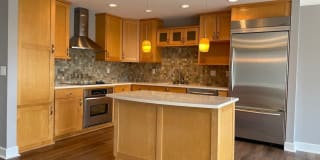 221 W. 48th St. 221 W. 48th St. Photo Gallery 1