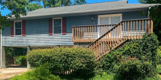 410 Lee Avenue 410 Lee Avenue Photo Gallery 1