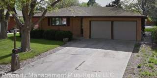 1536 Drake Street 1536 Drake Street Photo Gallery 1