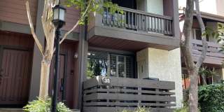 21931 Burbank Boulevard 21931 Burbank Boulevard Photo Gallery 1