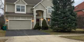 19 E RIVER OAKS Circle 19 E RIVER OAKS Circle Photo Gallery 1