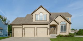3116 SW Tiara Ln 3116 SW Tiara Ln Photo Gallery 1