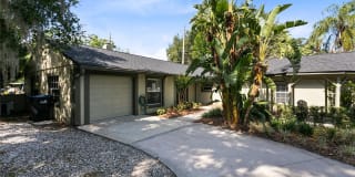 2616 S CRYSTAL LAKE DRIVE 2616 S CRYSTAL LAKE DRIVE Photo Gallery 1