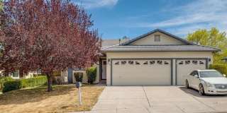 4740 Vista Mountain 4740 Vista Mountain Photo Gallery 1