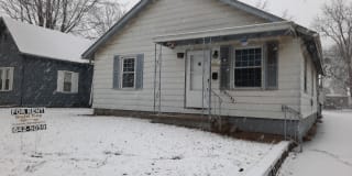 124 W Cross St 124 W Cross St Photo Gallery 1