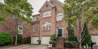 895 Lenox Court NE 895 Lenox Court NE Photo Gallery 1
