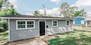 209 Dixie Drive 209 Dixie Drive Photo Gallery 1