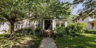 811 COLLINGS AVENUE 811 COLLINGS AVENUE Photo Gallery 1