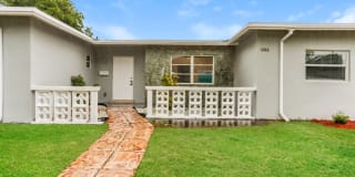 1266 Northwest 58th Avenue 1266 Northwest 58th Avenue Photo Gallery 1