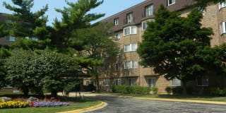 300 South Roselle Road 300 South Roselle Road Photo Gallery 1