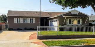 1150 W Queenside Dr 1150 W Queenside Dr Photo Gallery 1