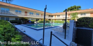 923 22nd Pl #104 923 22nd Pl #104 Photo Gallery 1
