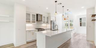 1669 Grand View 1669 Grand View Photo Gallery 1