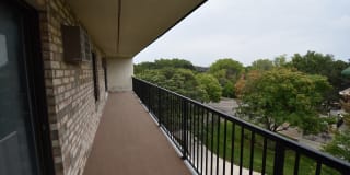 10401 Cedar Lake Rd Unit 520 10401 Cedar Lake Rd Unit 520 Photo Gallery 1