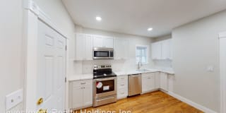 76 Fremont St #1 76 Fremont St #1 Photo Gallery 1