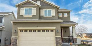 258 W Willow Creek Dr 258 W Willow Creek Dr Photo Gallery 1