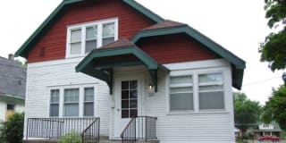 300 Brown St SE 300 Brown St SE Photo Gallery 1