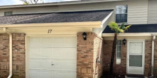 372 Schneider Dr #17 372 Schneider Dr #17 Photo Gallery 1