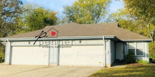 2440-A S Claremont Ave 2440-A S Claremont Ave Photo Gallery 1