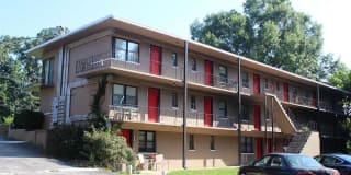 815 S Cobb Drive SE 815 S Cobb Drive SE Photo Gallery 1