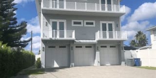 10348 Gulf Blvd North 10348 Gulf Blvd North Photo Gallery 1