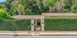 1117 Roscomare Rd 1117 Roscomare Rd Photo Gallery 1