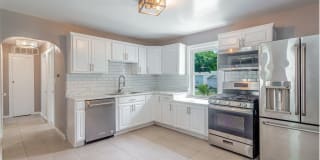45 SMITH AVENUE 45 SMITH AVENUE Photo Gallery 1
