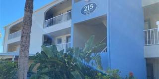 215 VALENCIA BOULEVARD 215 VALENCIA BOULEVARD Photo Gallery 1