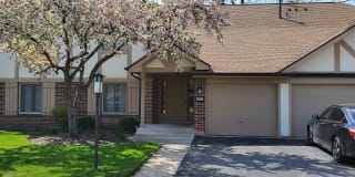 905 Knottingham Drive 905 Knottingham Drive Photo Gallery 1