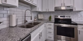 Lindsey Manor Apartments Lindsey Manor Apartments Photo Gallery 1