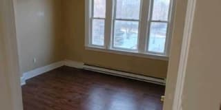 84 Chestnut Street 2S 84 Chestnut Street 2S Photo Gallery 1