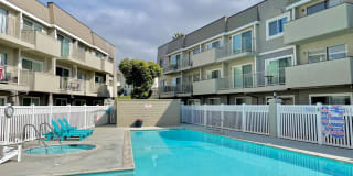 396 E. Surfside Dr. 396 E. Surfside Dr. Photo Gallery 1