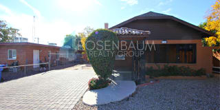 305 W Highland Ave 305 W Highland Ave Photo Gallery 1