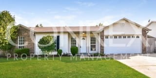 12923 Hummingbird Lane 12923 Hummingbird Lane Photo Gallery 1
