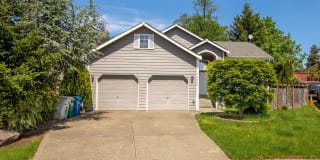 11453 S. E. 185th Place 11453 S. E. 185th Place Photo Gallery 1