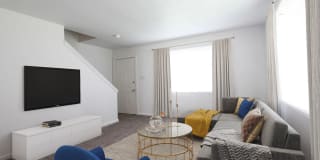 Colonial Manor Apartments Colonial Manor Apartments Photo Gallery 1