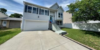 692 205th Street 692 205th Street Photo Gallery 1