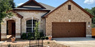 525 Hunters Hill Drive 525 Hunters Hill Drive Photo Gallery 1