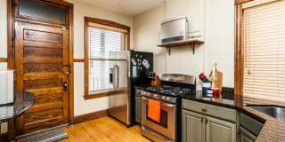 3746 North Hermitage Avenue 3746 North Hermitage Avenue Photo Gallery 1