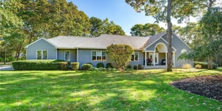 6 Bridle Path 6 Bridle Path Photo Gallery 1