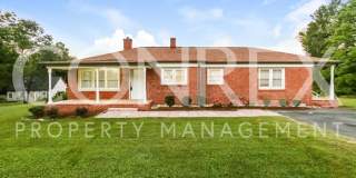 271 Southcircle Drive Northwest 271 Southcircle Drive Northwest Photo Gallery 1