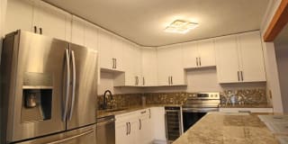 4061 SW Parkgate Blvd 4061 SW Parkgate Blvd Photo Gallery 1