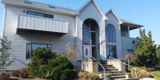 76 Seaview Avenue 76 Seaview Avenue Photo Gallery 1