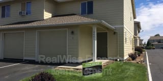 2621 NW Cedar Ave 2621 NW Cedar Ave Photo Gallery 1
