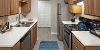 Creekside Apartments Creekside Apartments Photo Gallery 1