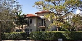 453 Menendez Ave 453 Menendez Ave Photo Gallery 1