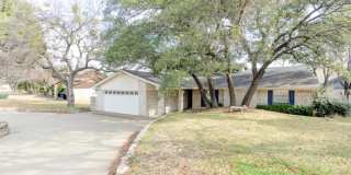 3911 Crescent Drive 3911 Crescent Drive Photo Gallery 1