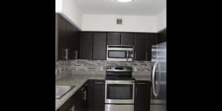 987 SW 37th Ave Unit E21 987 SW 37th Ave Unit E21 Photo Gallery 1