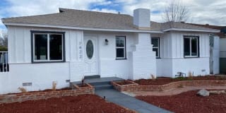 7422 Milwood Ave 7422 Milwood Ave Photo Gallery 1