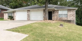 39 Holly DR Unit #A 39 Holly DR Unit #A Photo Gallery 1